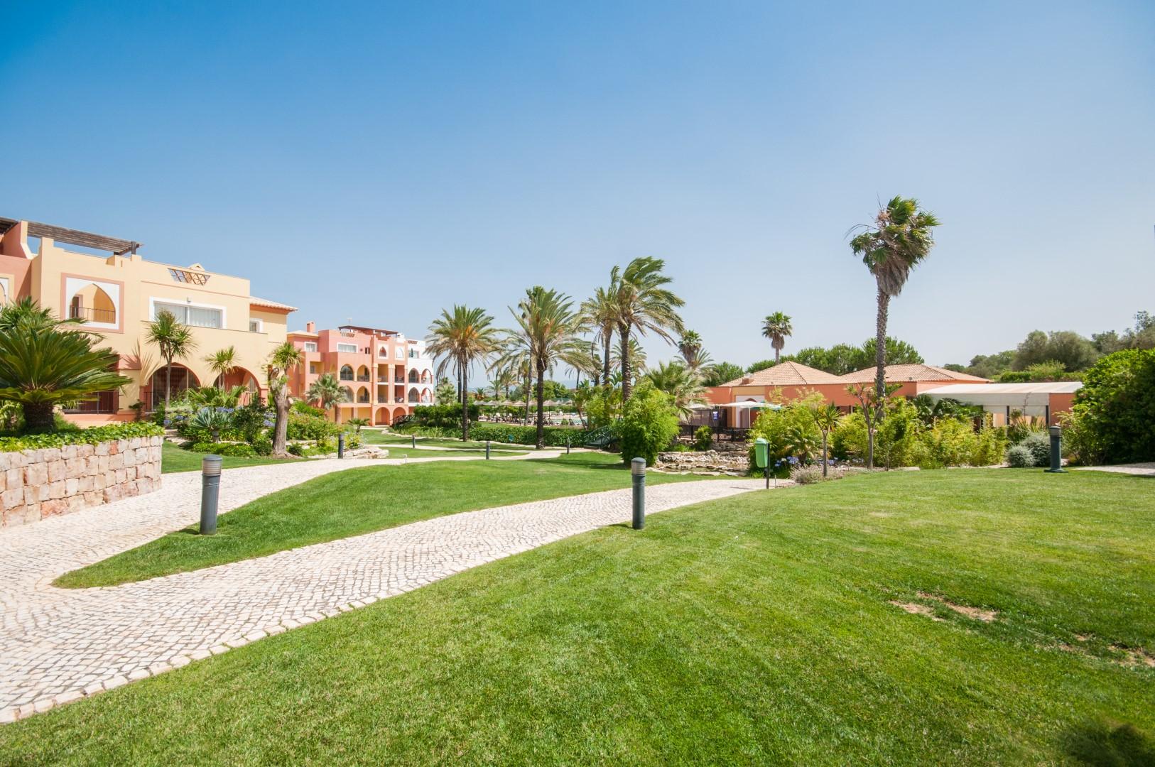 Jardim Da Meia Praia Resort ลากอส ภายนอก รูปภาพ