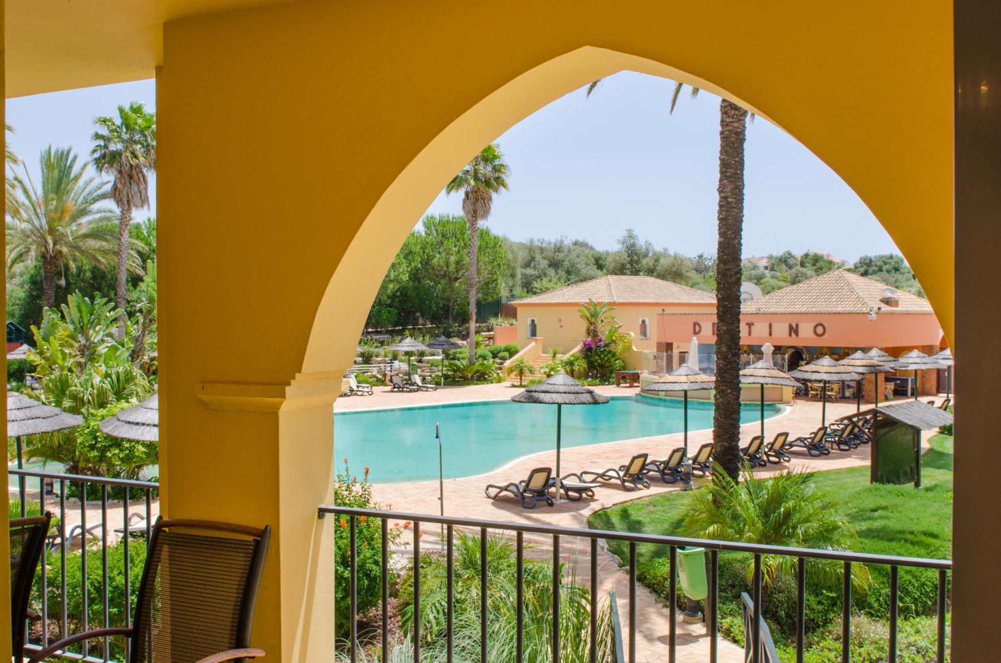 Jardim Da Meia Praia Resort ลากอส ภายนอก รูปภาพ