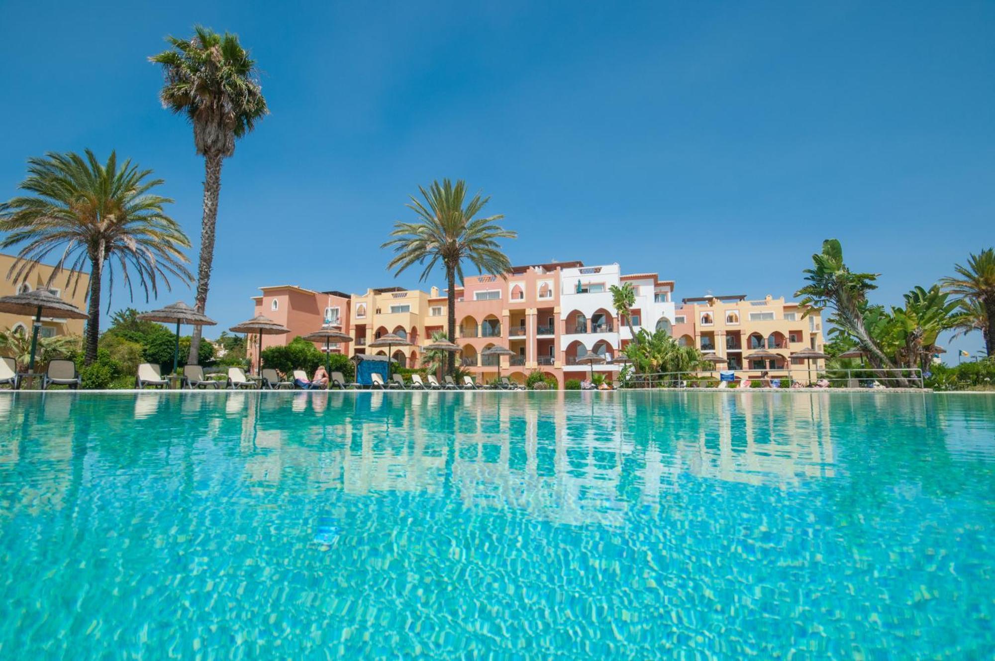 Jardim Da Meia Praia Resort ลากอส ภายนอก รูปภาพ