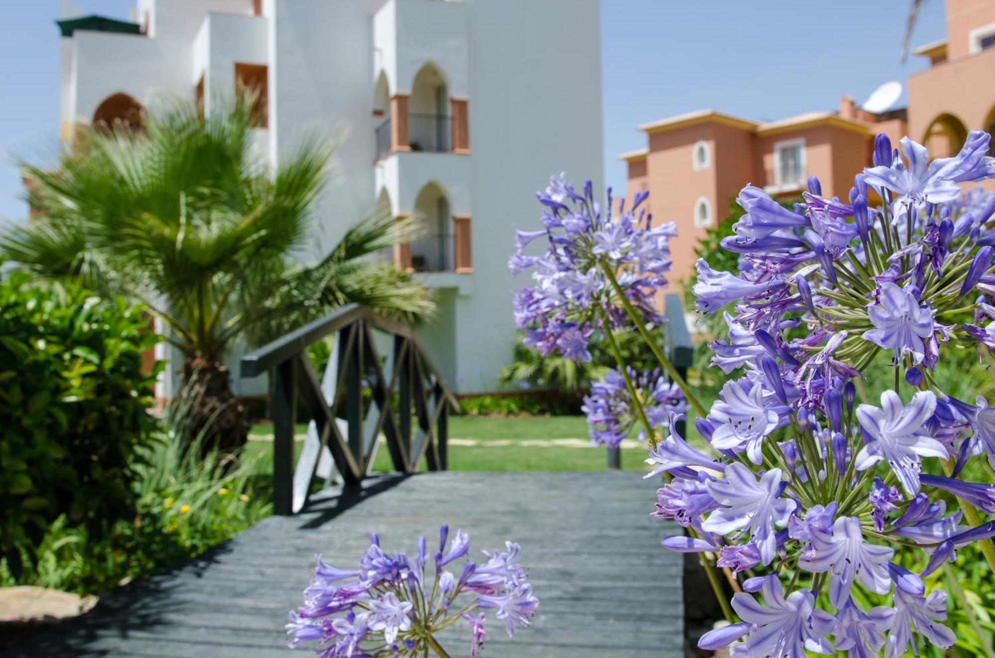 Jardim Da Meia Praia Resort ลากอส ภายนอก รูปภาพ