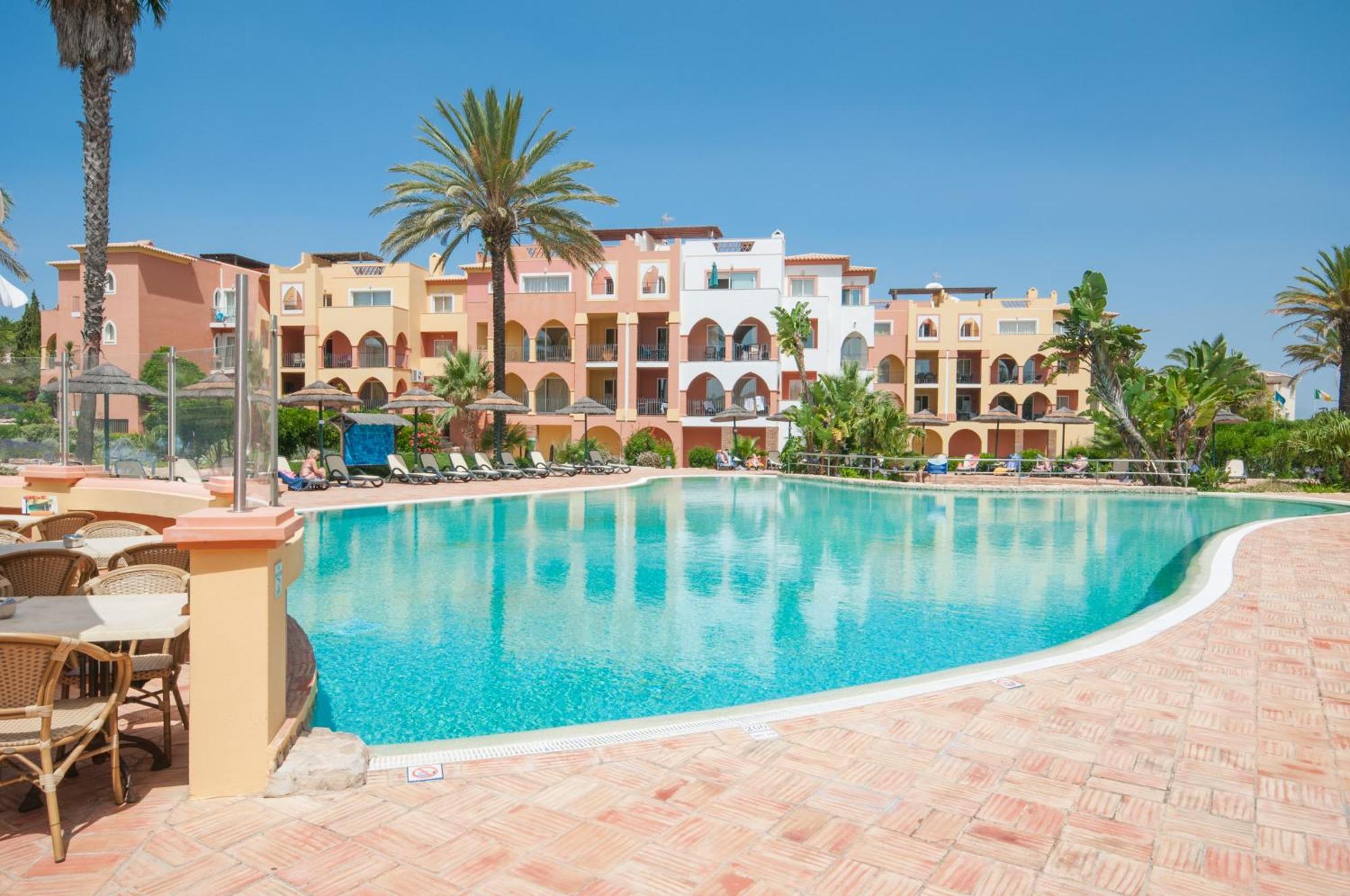 Jardim Da Meia Praia Resort ลากอส ภายนอก รูปภาพ